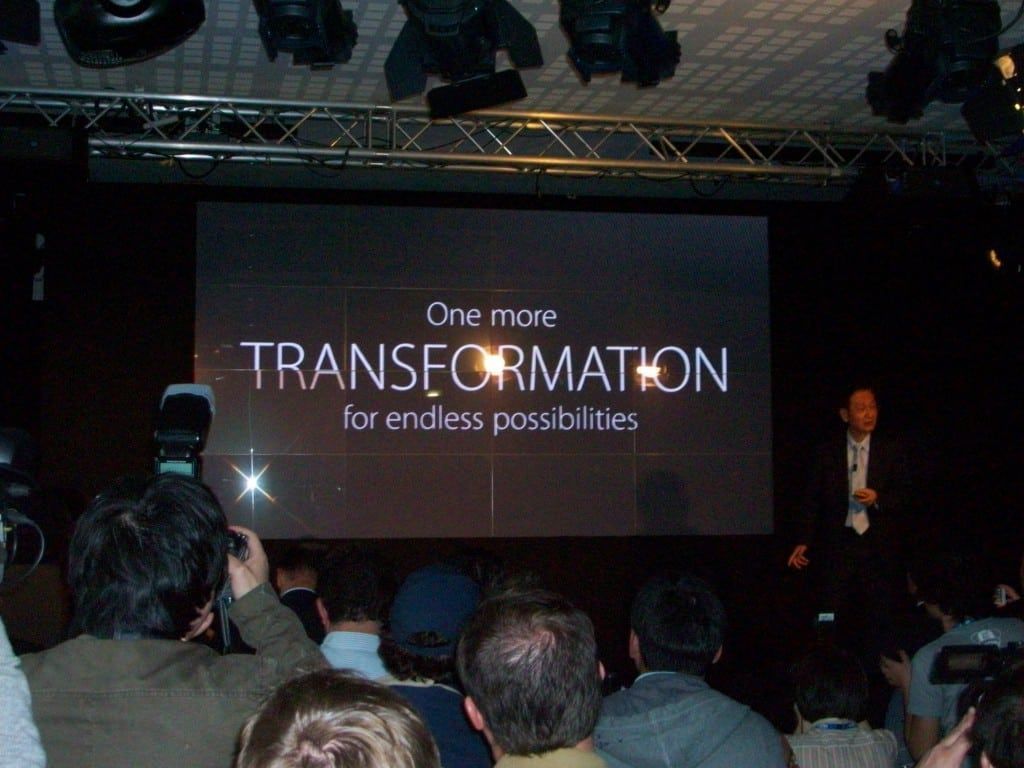 100_2946 Asus presenta su nueva transformación