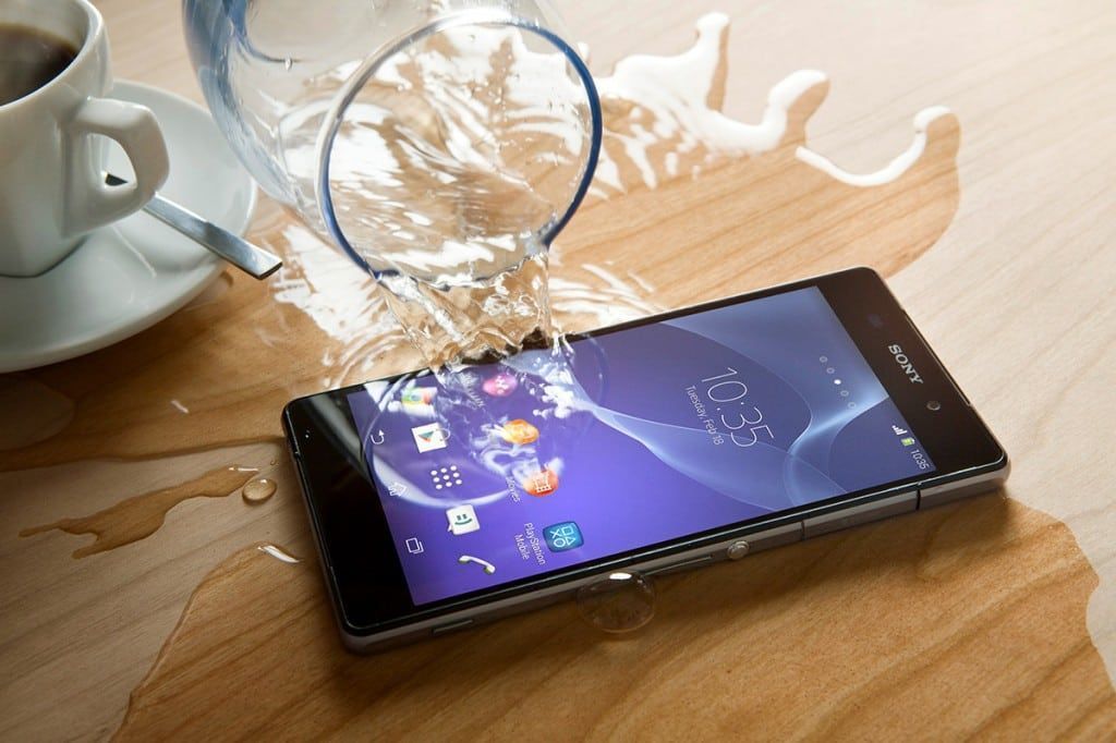 Xperia-Z2-agua