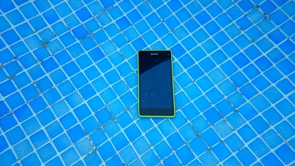 Xperia Z2 bajo el agua
