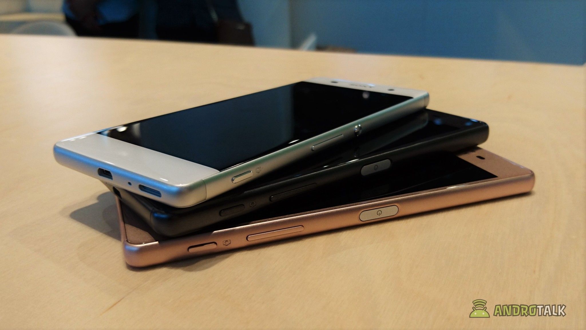 Sony Xperia X